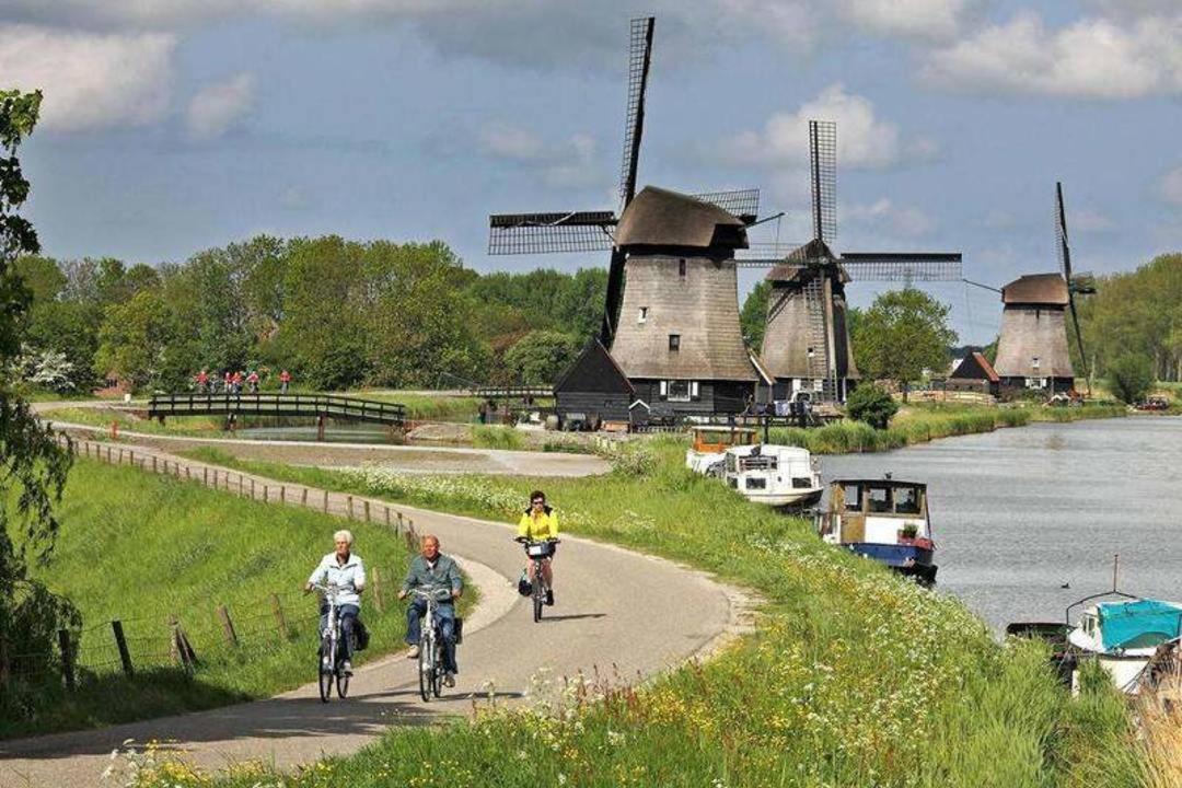 Stacaravan Op 5 Sterren Vakantiepark De Kuilart Friesland Aan Het Meer Met Zwembad 5P 237 Koudum Exterior photo