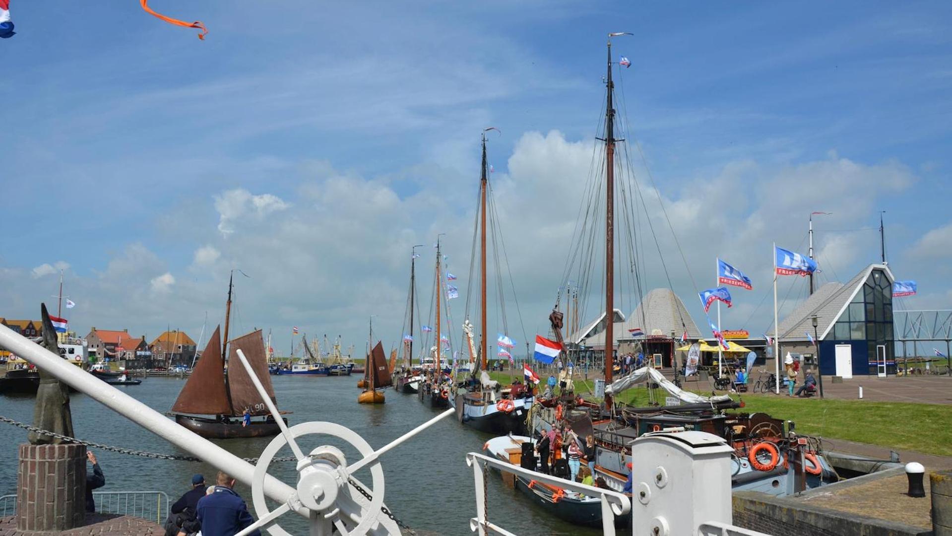 Stacaravan Op 5 Sterren Vakantiepark De Kuilart Friesland Aan Het Meer Met Zwembad 5P 237 Koudum Exterior photo